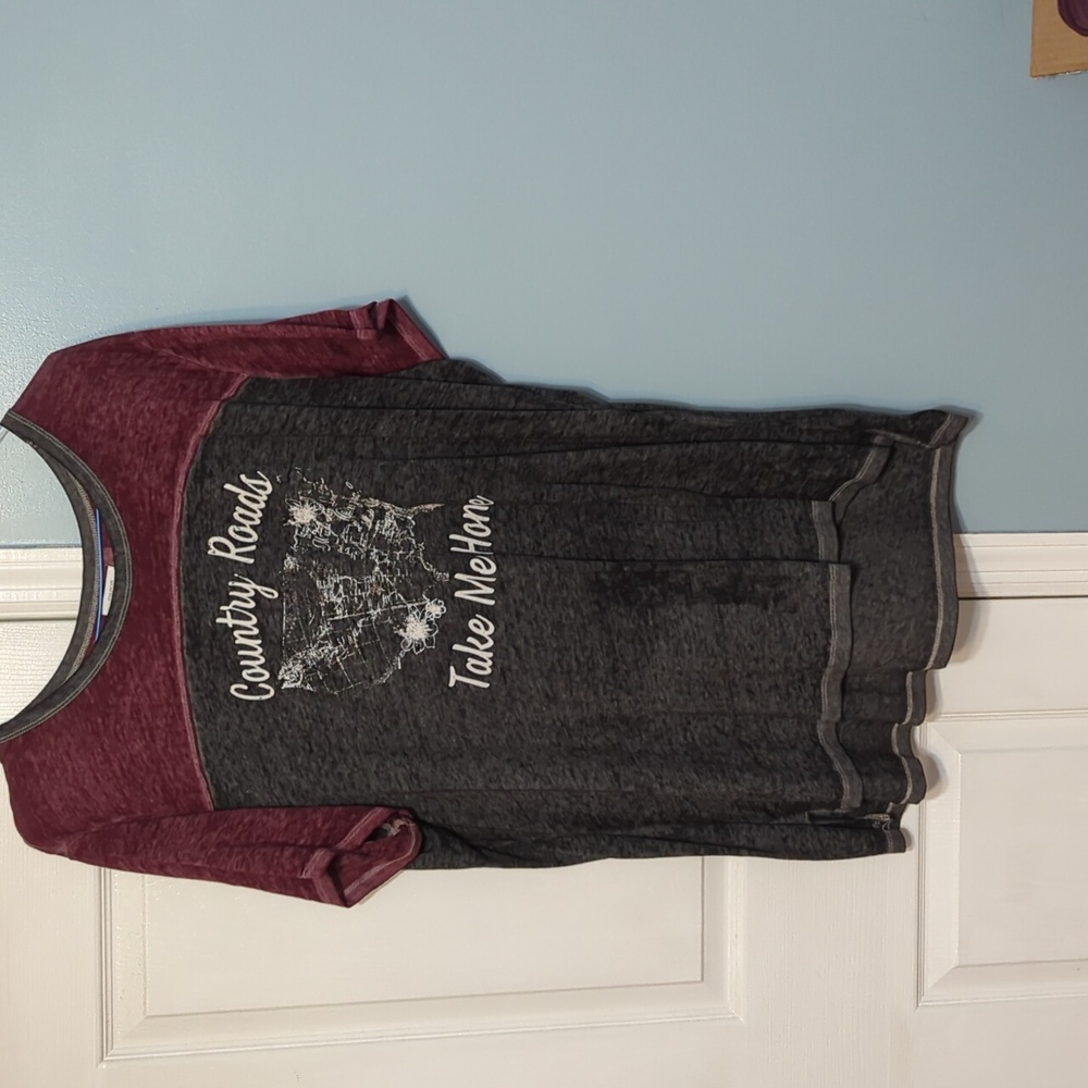 Maurices graphic tee